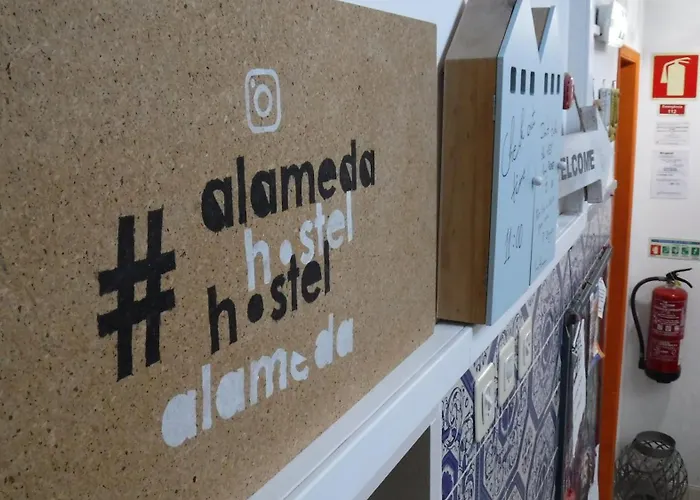 Alameda Хостел Портиман