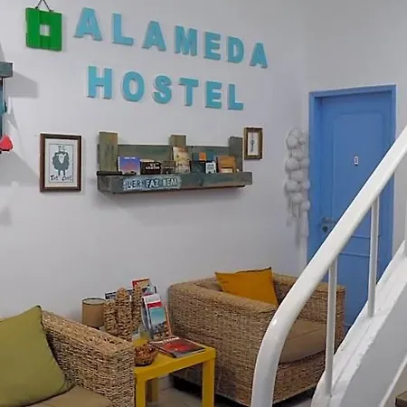 Alameda Hostal